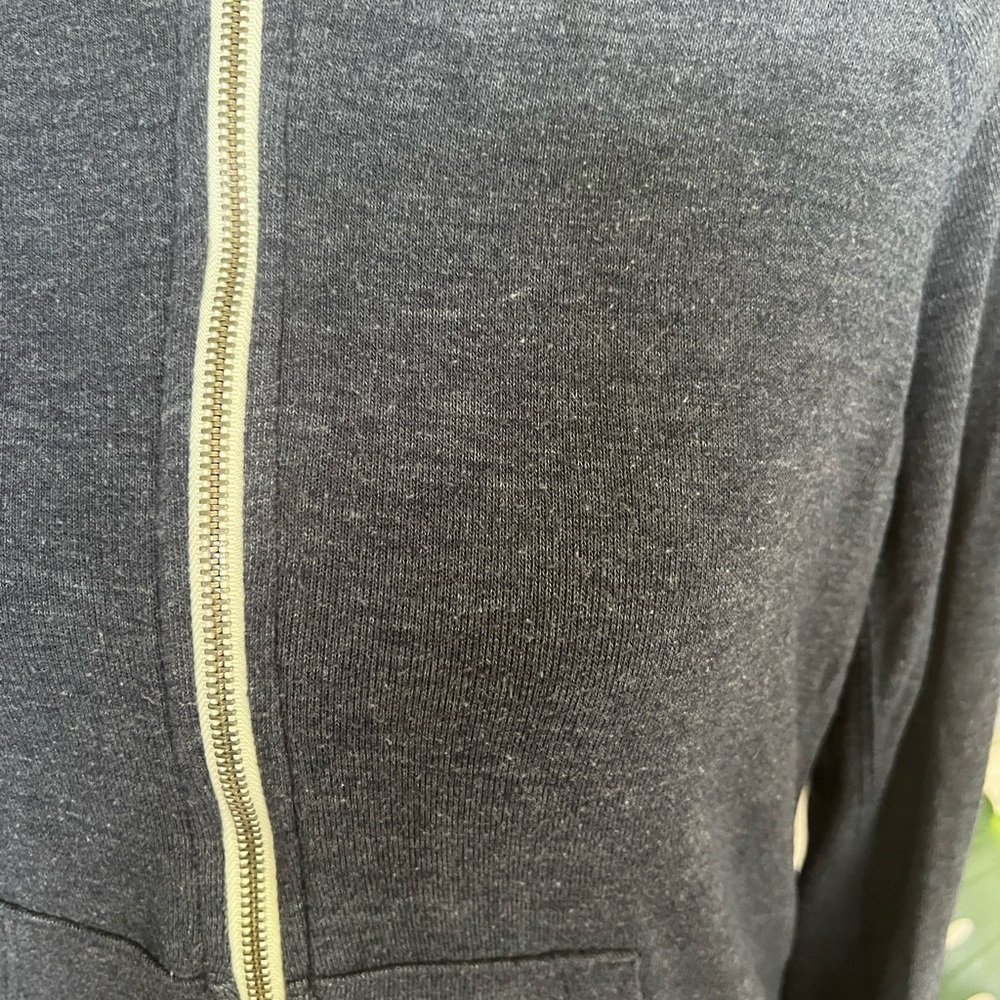 Abercrombie & Fitch Navy Blue Zip-Up Hoodie - Picture 2 of 7